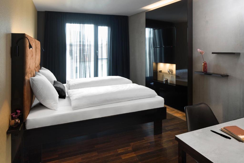 Двухместный (Двухместный номер «Комфорт» с 1 кроватью), Hotel ZOE by AMANO Group