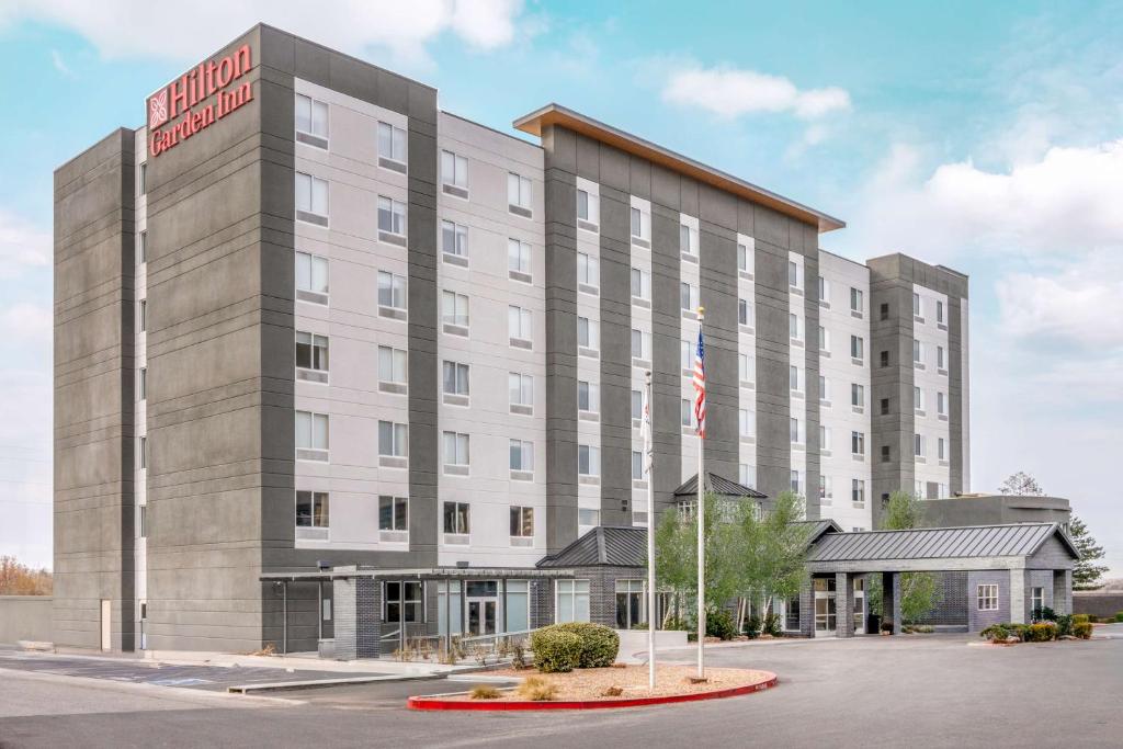 Hilton Garden Inn Albuquerque Uptown image