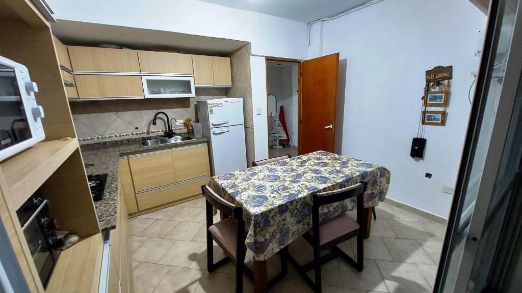 Departamento 11 - Av 1 - Grupo DEL SALVADOR