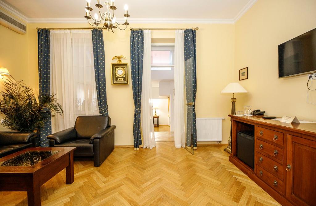 Salvator Hotel Karlovy Vary - Tap to explore photos