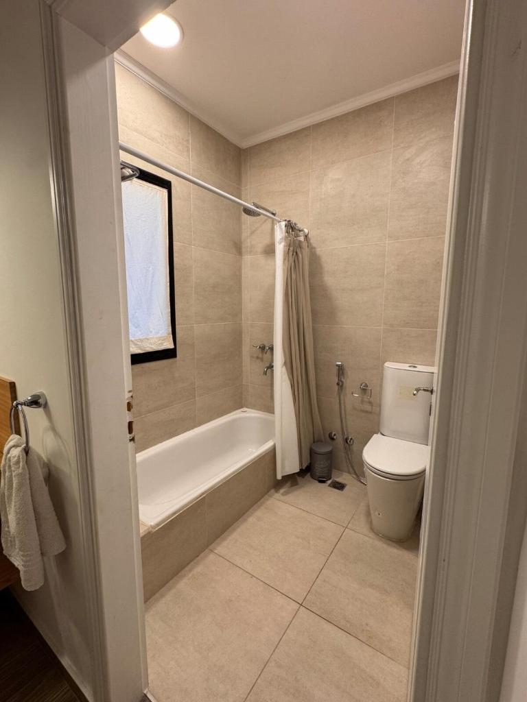 La Dominga - Entire house plus room with bathroom photo 3