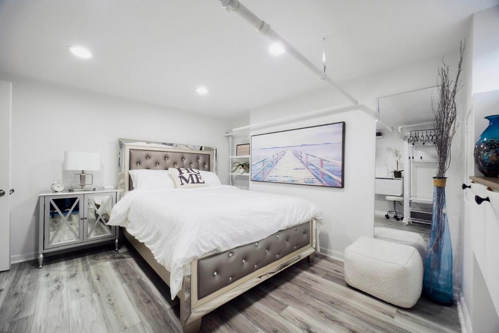 3BR Private Apt near LGA, JFK, Manhattan, Northern Blvd image