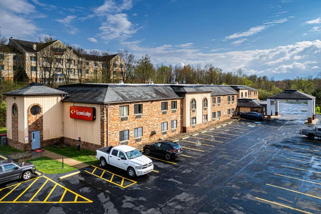 Econo Lodge Cleveland Southeast - Kent image