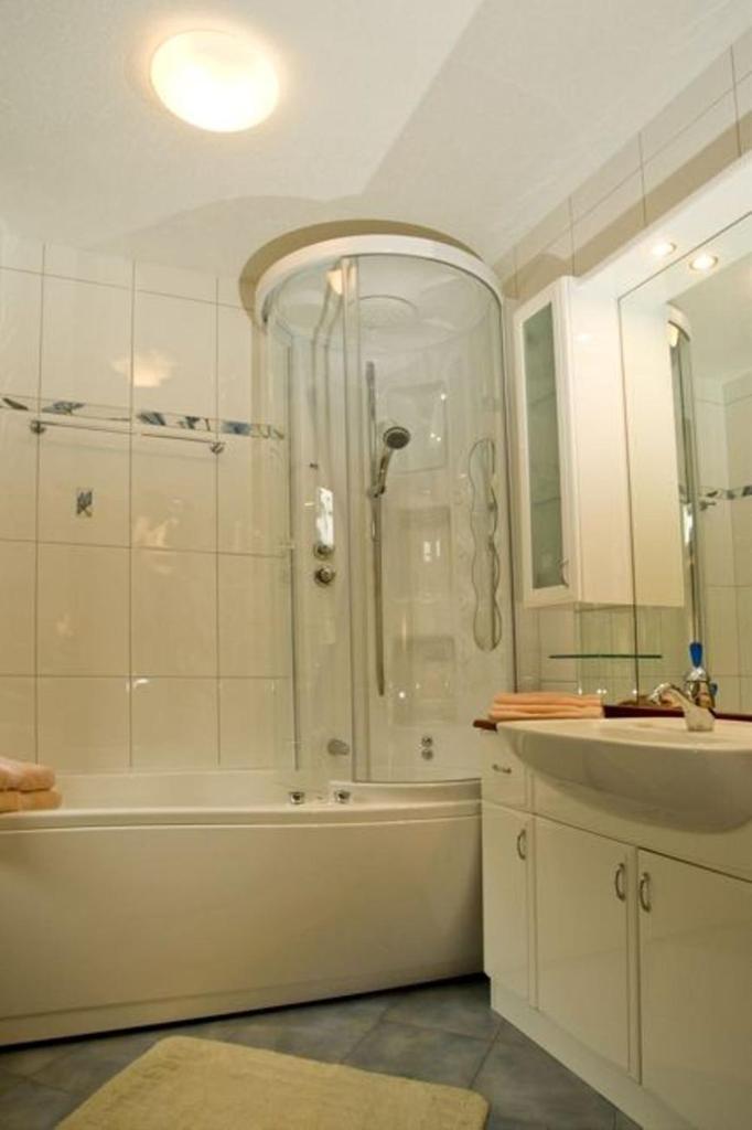 Residenz Ambassador A33 photo 2