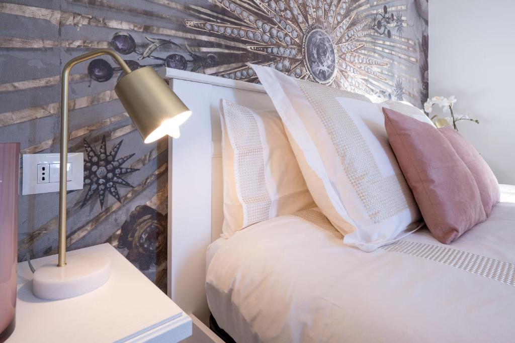Lora Como residence, Suite diamond 3, free private parking, self check in