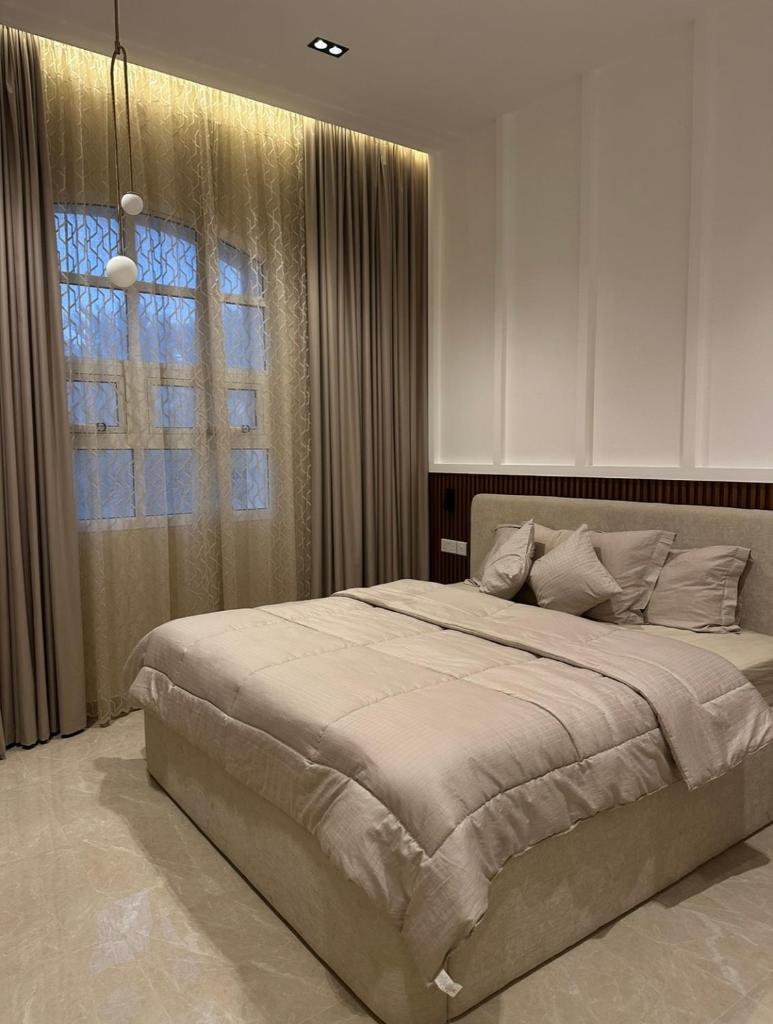 Al Ain Hotel Apartment Family Stay with Balcony and Pool Access photo 1