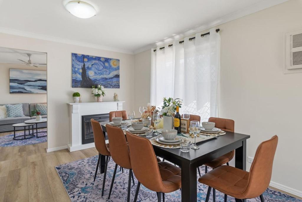 Perfect Family Stay - Cozy Home Near Everything photo 1