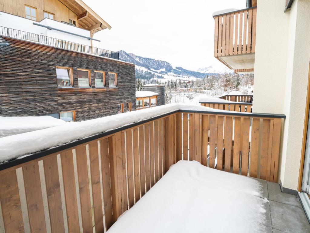 Apartment in Fieberbrunn with balcony photo 4