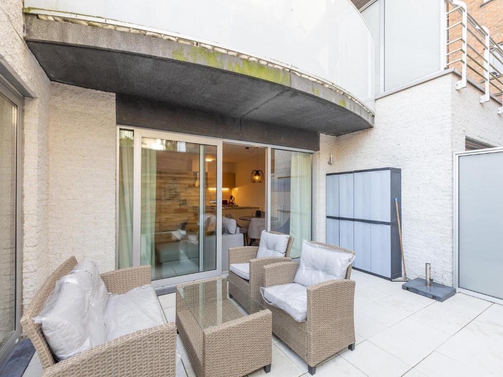 Apartment with terrace in Ostend photo 3