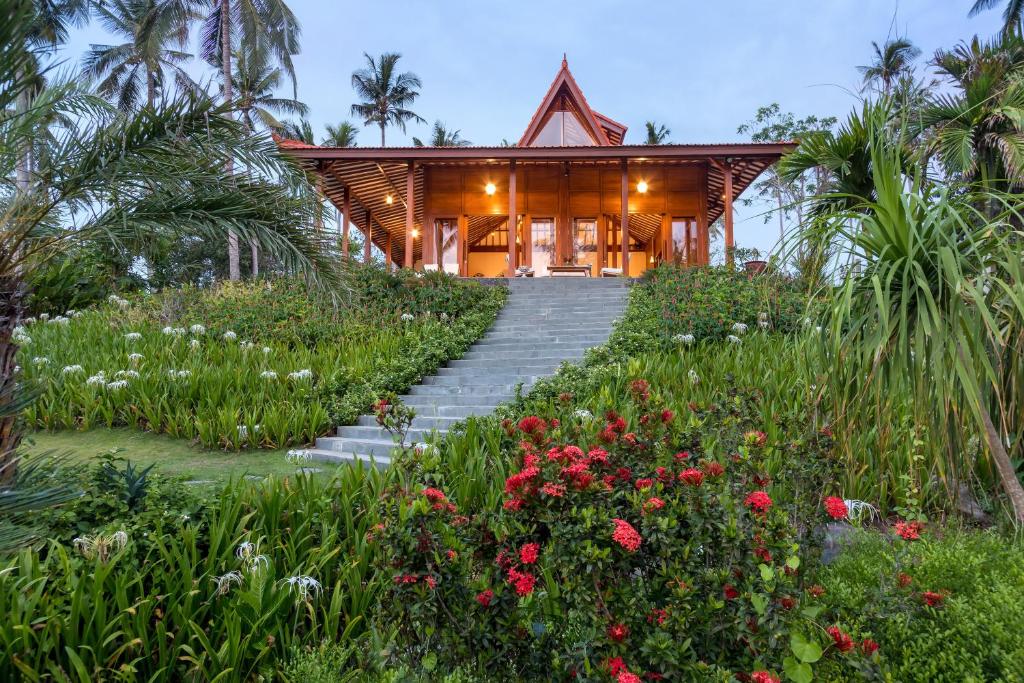Villa Ronggo Mayang at Balian beach photo 1