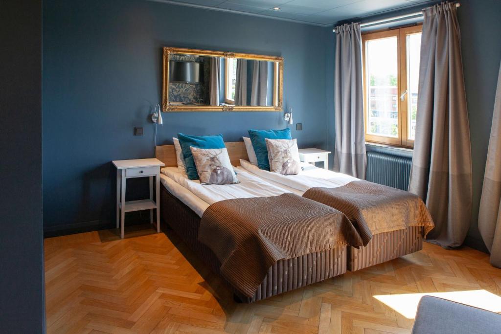 Stora Hotellet Osby - Tap to explore photos