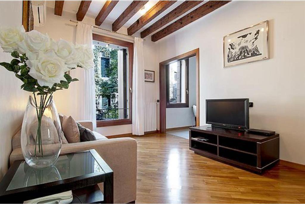 Salmaso Apartments photo 3