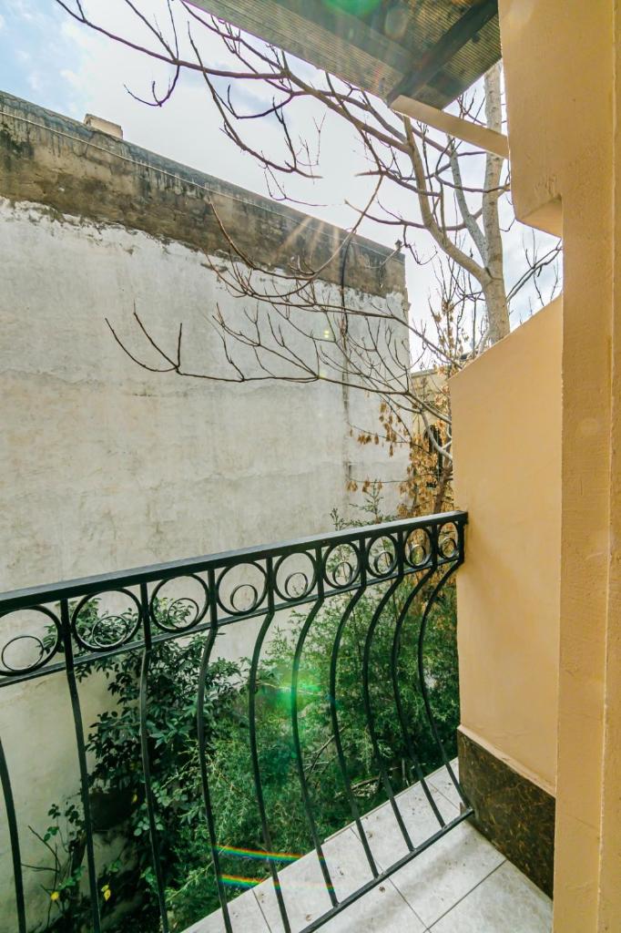 Old City Escape -One Bedroom - Tap to explore photos