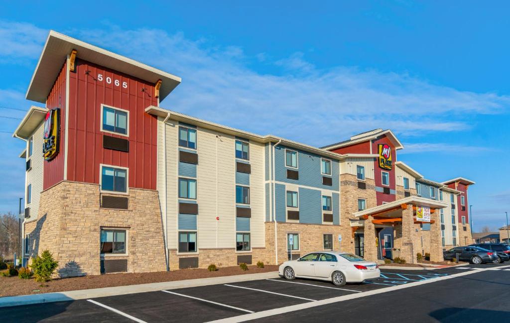 My Place Hotel - Indianapolis Airport/Plainfield, IN image