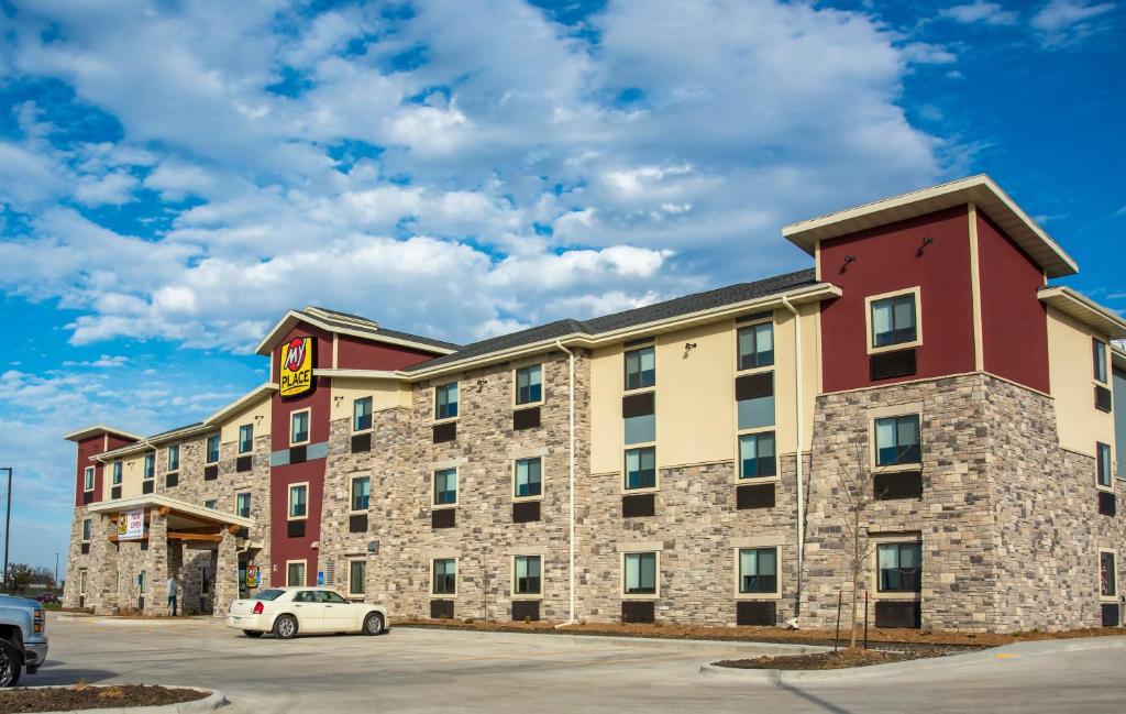 My Place Hotel - Altoona/Des Moines, IA image