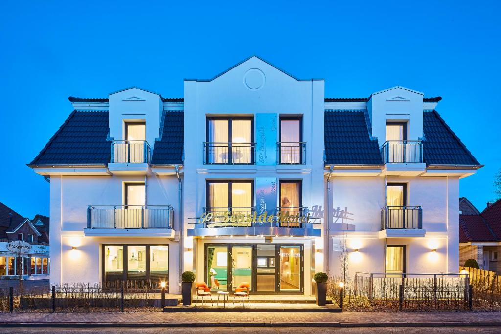 Bernstein Hotel "50`s Seaside Motel" photo 1