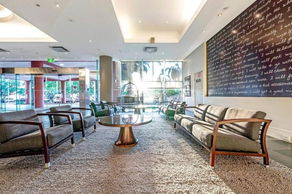 Darwin Discovery King Studio with Balcony & Pool photo 1