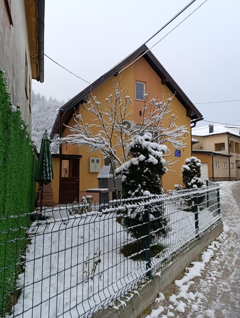 Kuća za odmor Majka photo 1