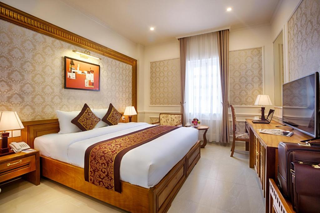 Riverside Hotel - Quang Binh