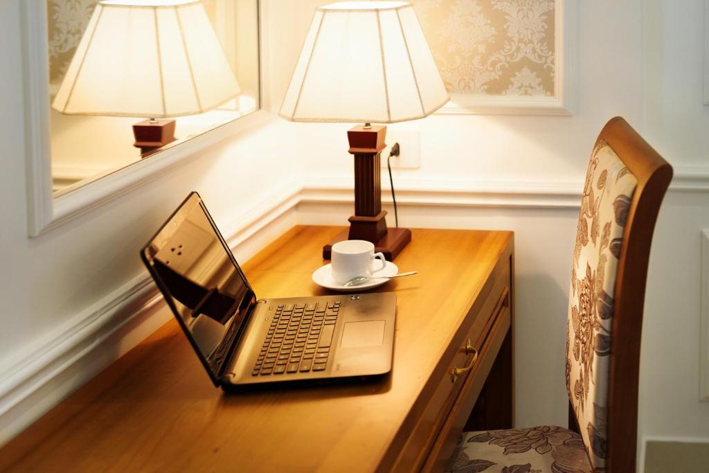 Riverside Hotel - Quang Binh