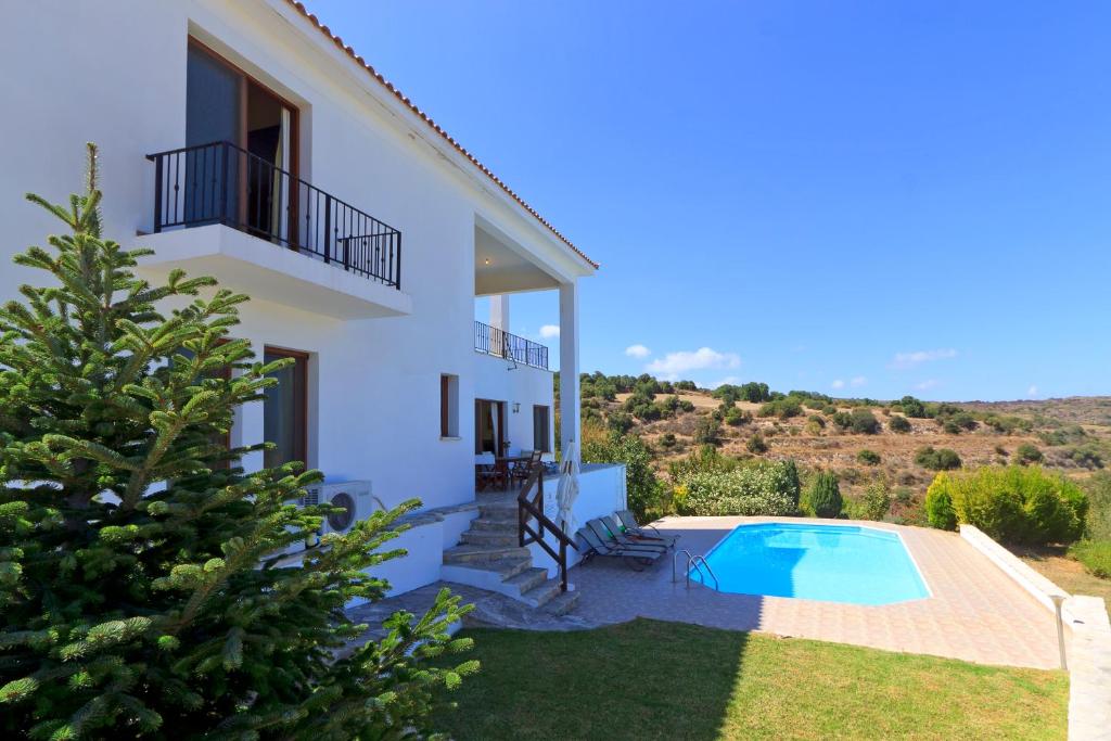 Phaedra & Orestis Villas photo 3