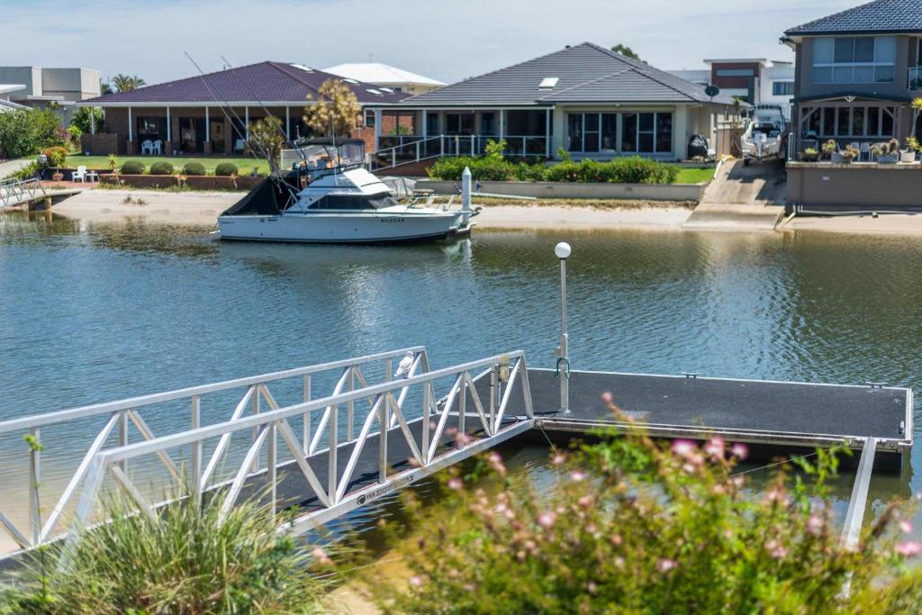 20 Taine - Oceanstays - Jetty & Pet Friendly photo 1