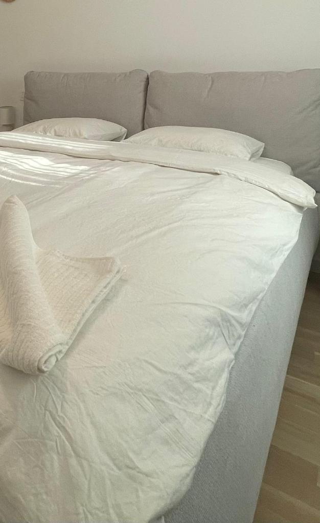 C-entral Apartments Bucharest with Private Parking, Bucharest