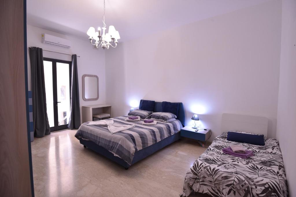 XL Seafront Home 4BR 2BATH in Sliema