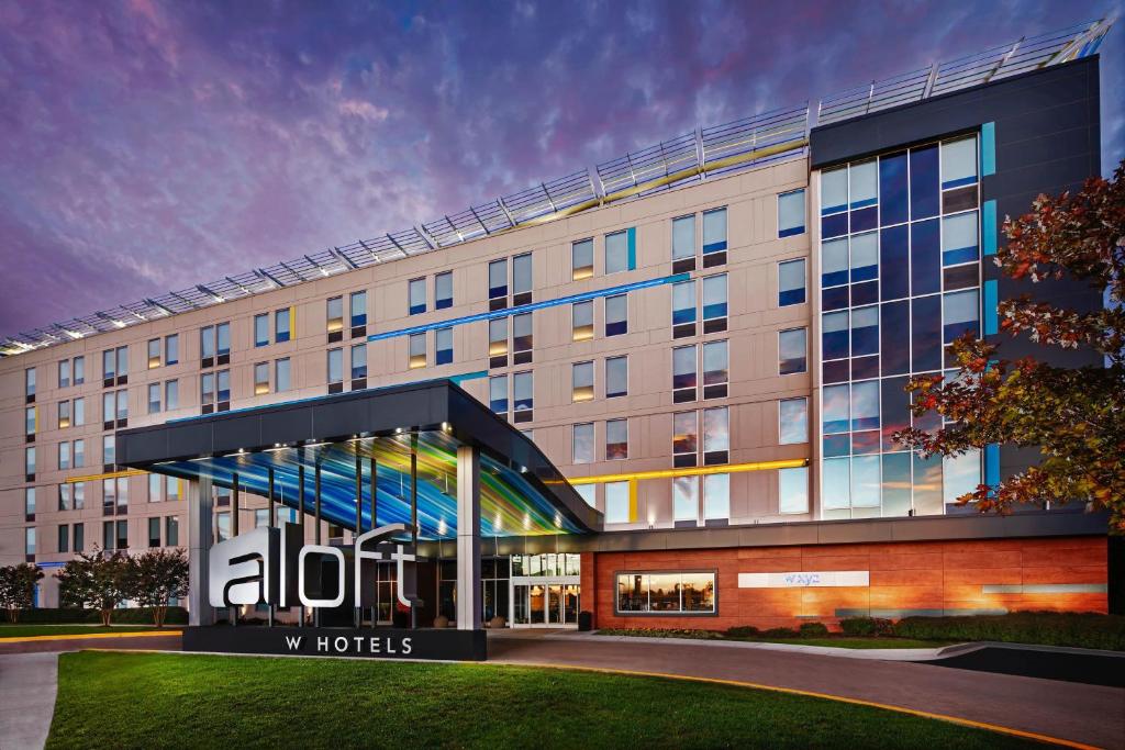 Aloft BWI Baltimore Washington International Airport image