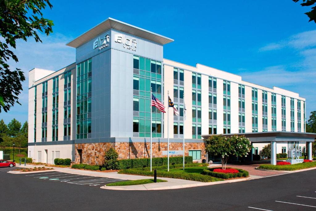 Aloft Charlotte Ballantyne image