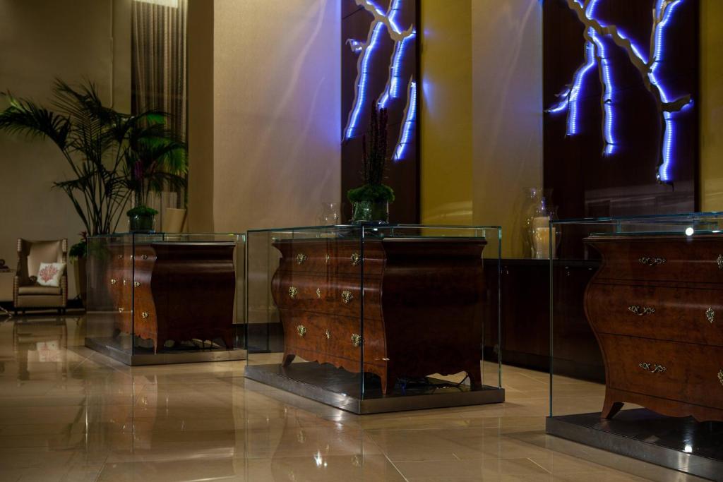Renaissance Baton Rouge Hotel image