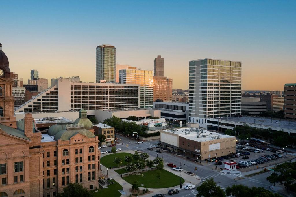 The Worthington Renaissance Fort Worth Hotel image
