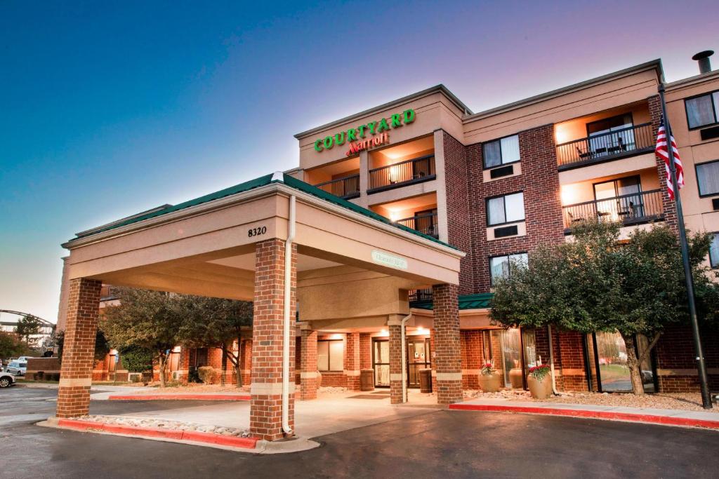 Courtyard by Marriott Denver South/Park Meadows Mall image