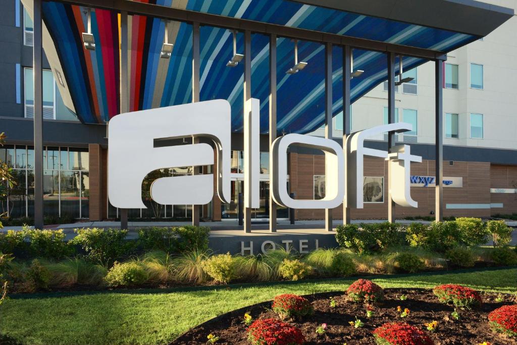 Aloft Dallas Euless image