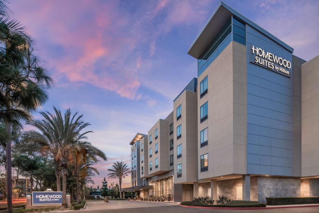 Homewood Suites by Hilton Anaheim Resort – Convention Center image