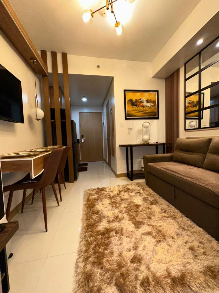 RED RESIDENCES Makati - Tap to explore photos