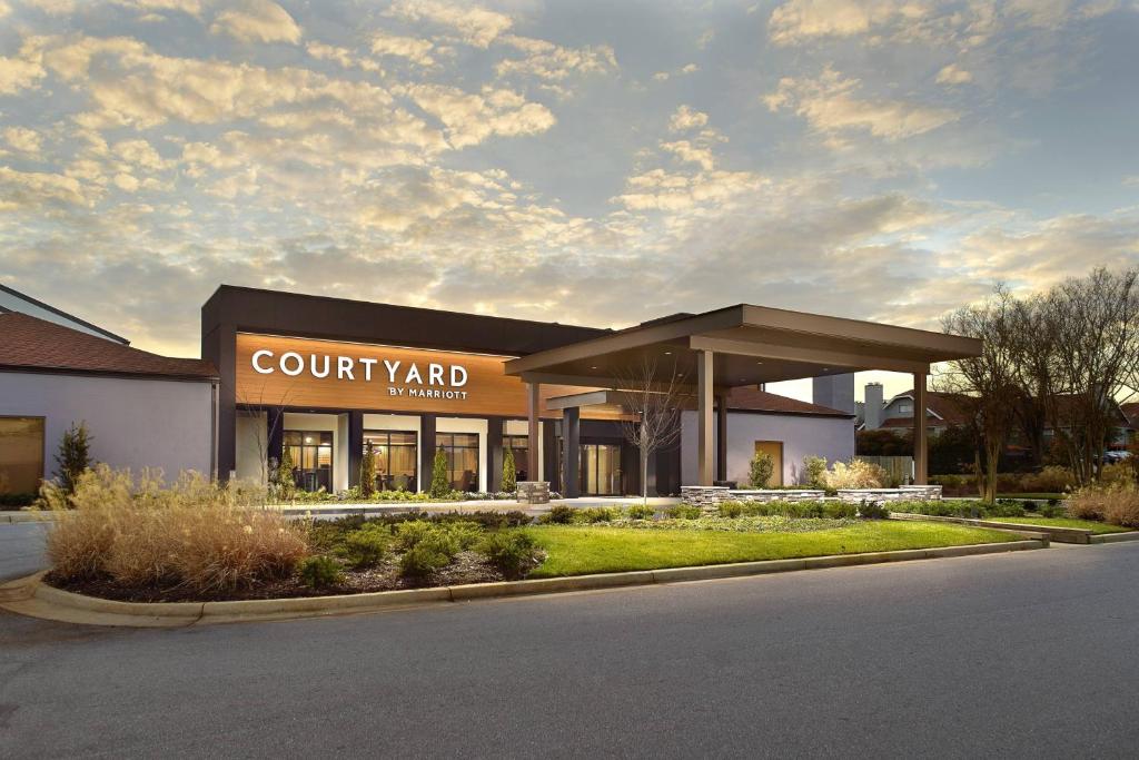 Courtyard by Marriott Greenville Haywood Mall image