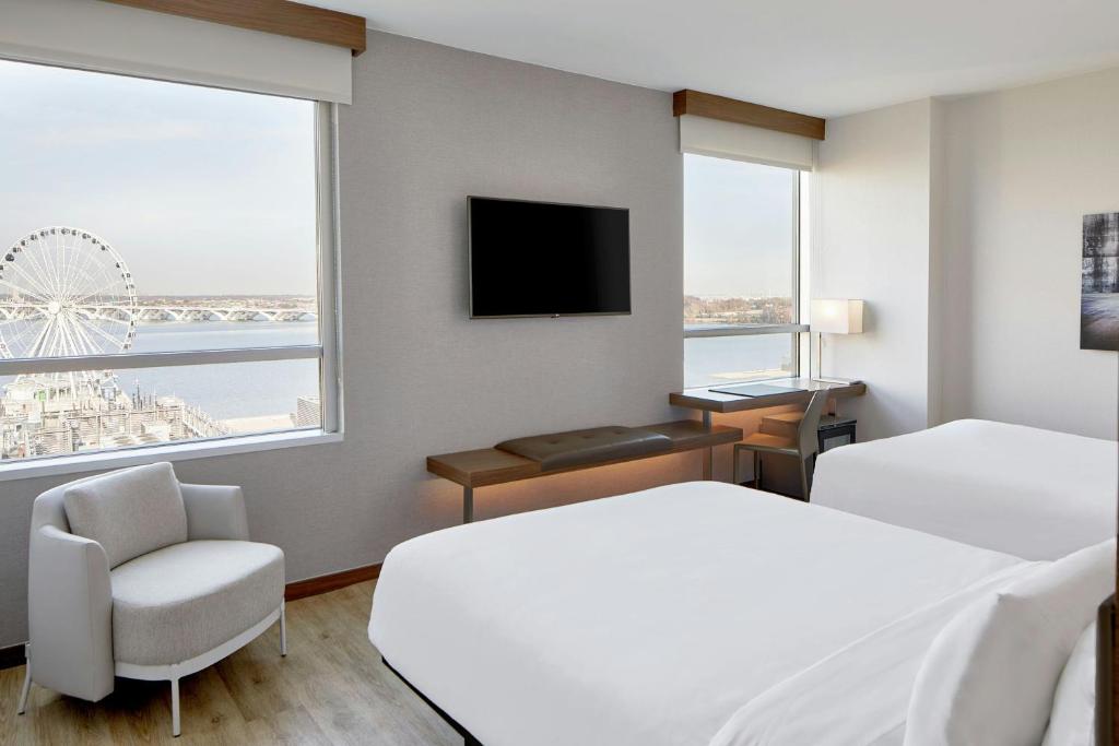 AC Hotel by Marriott National Harbor Washington, D.C. Area image
