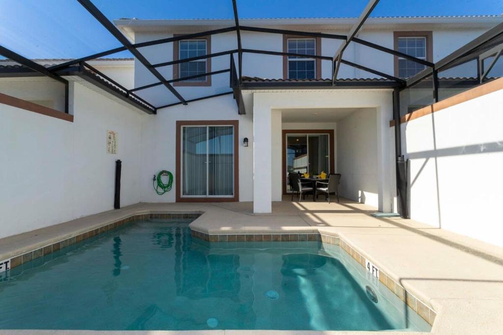 Four Bedrooms TownHome 4861 image
