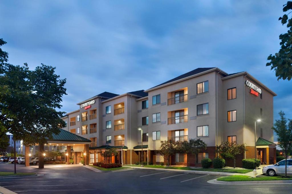 Courtyard by Marriott Dayton Beavercreek image