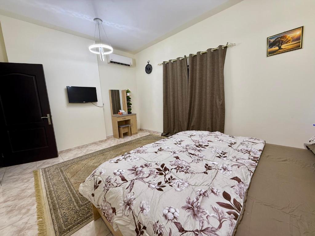 Spacious One BHK with Sea View photo 3