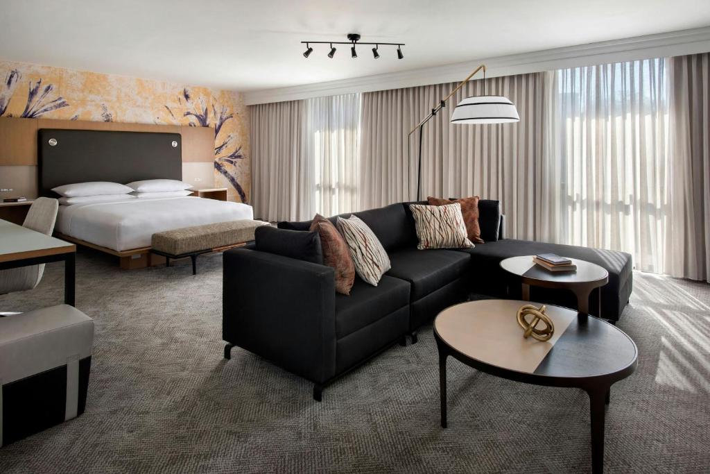 Westchester Marriott image
