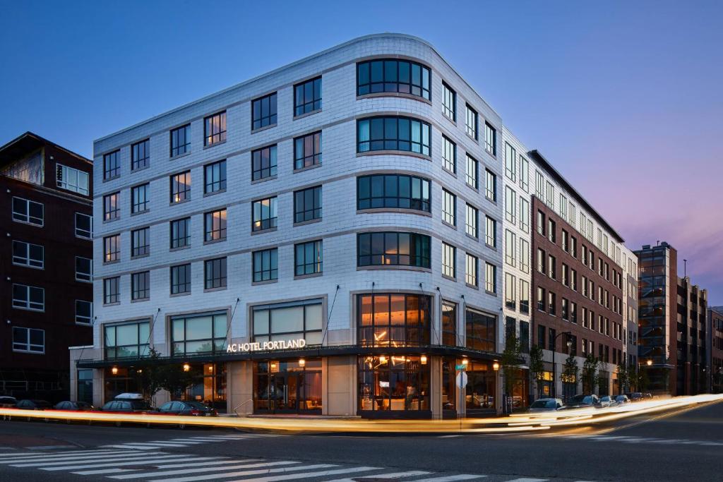AC Hotel by Marriott Portland Downtown/Waterfront, ME image