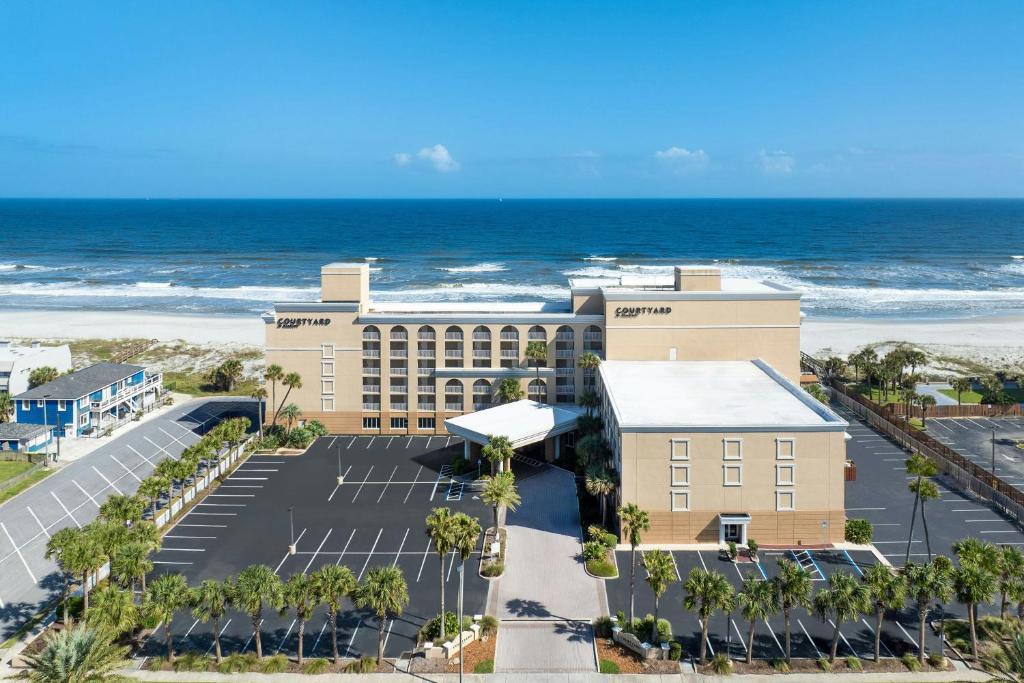 Courtyard by Marriott Jacksonville Beach Oceanfront image
