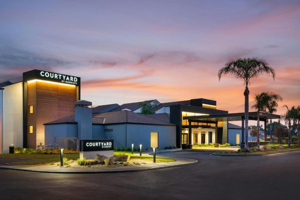 Courtyard by Marriott Fresno image