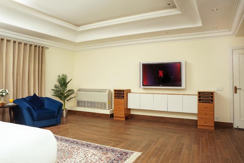 Falettis Grand Bahawalpur photo 1
