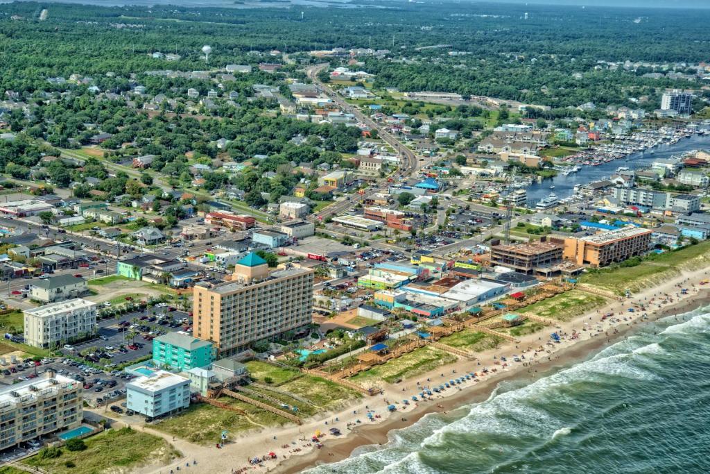 Courtyard by Marriott Carolina Beach image