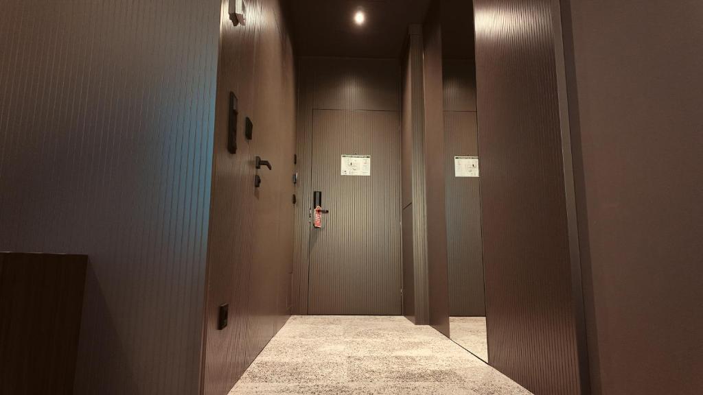 Bellman Hotel - Tap to explore photos