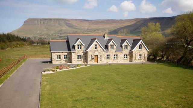 Rooms of Yeats Lodge