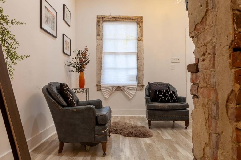 Cozy place in the Treme midcity area image